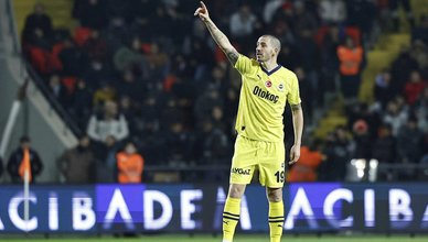 Leonardo Bonucci ilk kez Fenerbahçe formasını giydi