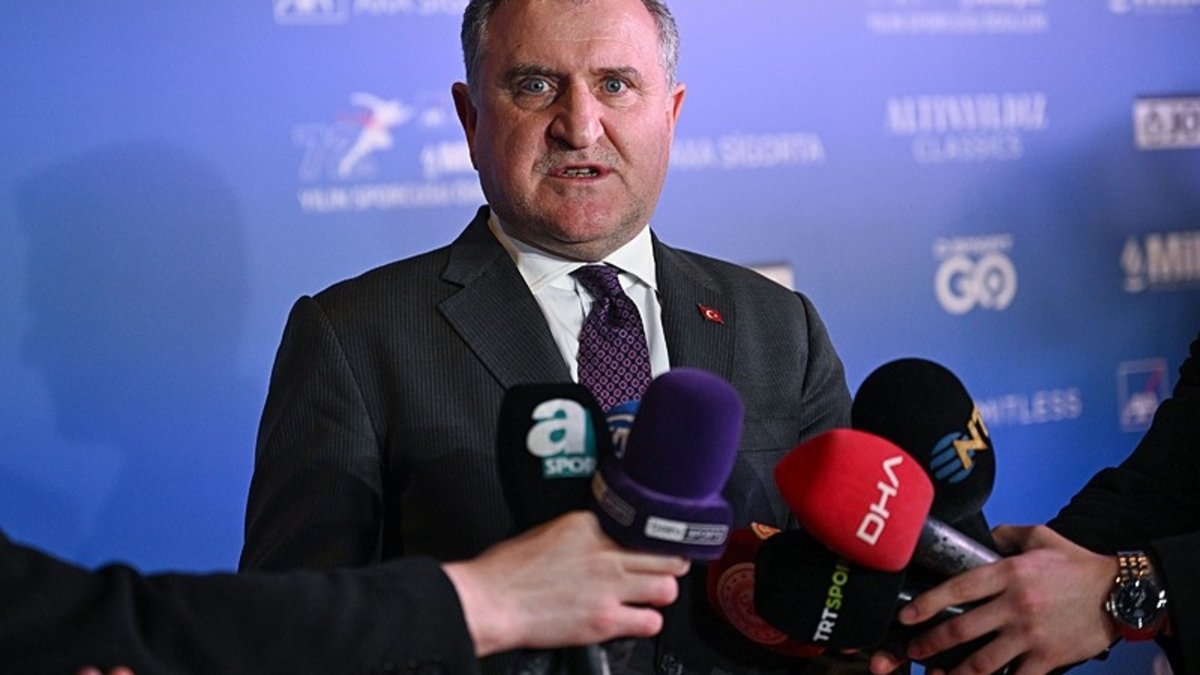 Gençlik ve Spor Bakanı Osman Aşkın Bak: "Dünya Kupası'nda iyi işler yapacağız"