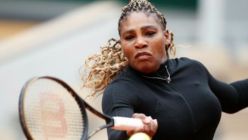 Serena Williams Roland Garros'tan çekildi!