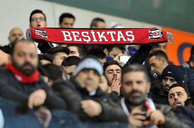 Beşiktaş taraftarından Trabzonspor’a destek
