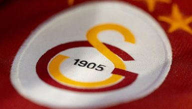 Galatasaray stat ve forma göğüs sponsorluklarını KAP'a bildirdi!
