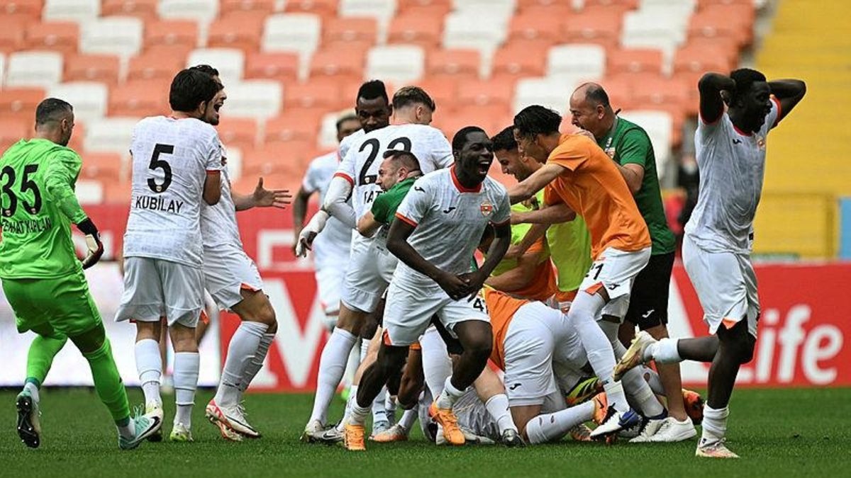 Adanaspor 1-0 Bandırmaspor (MAÇ SONUCU - ÖZET)