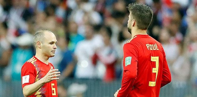 Pique, İspanya Milli Takımı'nı bıraktı
