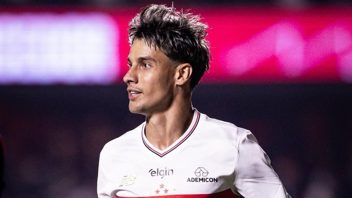 TRANSFER HABERİ | Beşiktaş’a Sambacı sol kanat: Ferreirinha! videosunu izle | Fotomaç TV