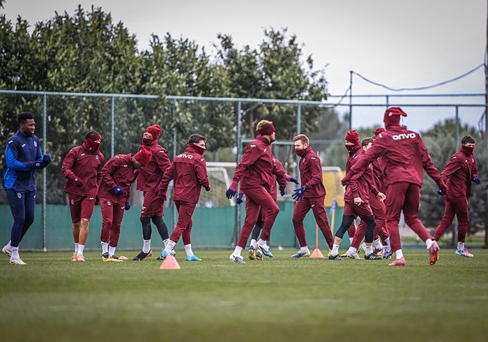 firtina-istanbulda-kupa-pesinde-istanbulspor-trabzonspor-maci-saat-kacta-1768369137461.jpeg İstanbulspor-Trabzonspor maçı hangi kanalda?