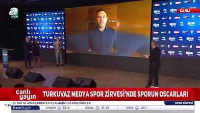 >Okan Buruk yılın teknik direktörü seçildi!