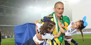 Alex de Souza’dan kutlama mesajı