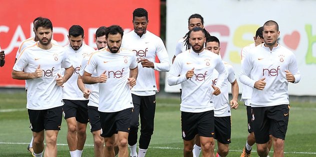 Paralar havaya uçtu