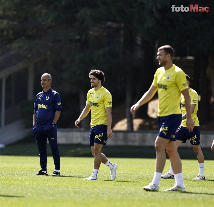 Fenerbahçe'de flaş gelişme! İşte kadro dışı kalan 2 yıldız oyuncu