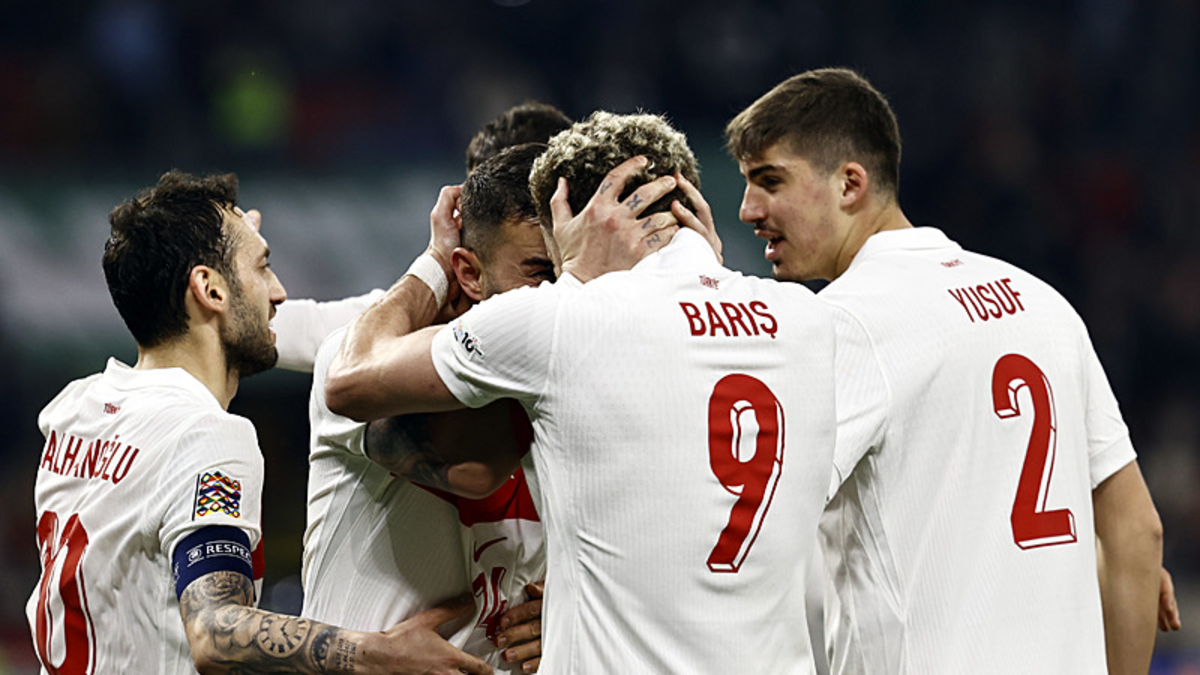 Son rakip İspanya Son rakip İspanya