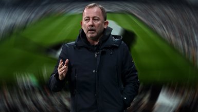 Son dakika spor haberi: Beşiktaş'ta 2 ayrılık birden! Mensah ve Gökhan Töre...