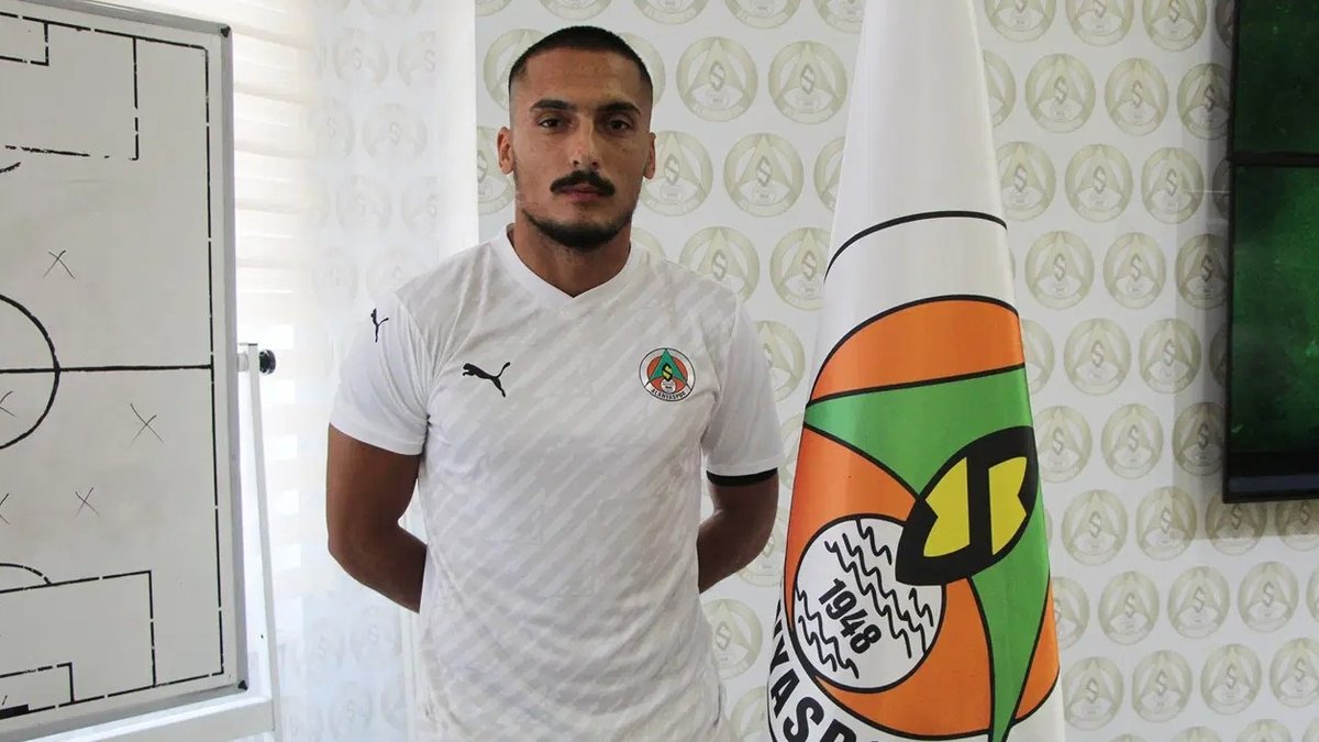 Corendon Alanyaspor'dan Galatasaray'a sürpriz transfer!