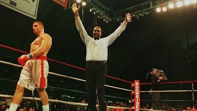 Ünlü boks hakemi Eddie Cotton corona virüsünden hayatını kaybetti