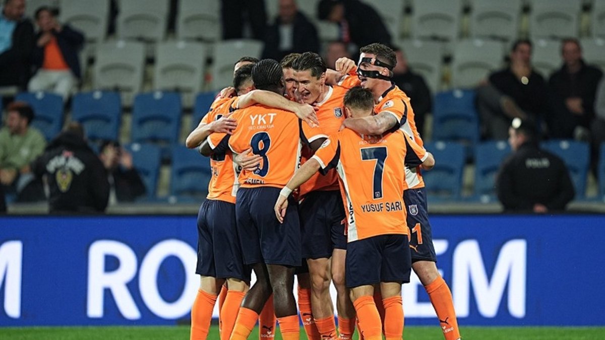 RAMS Başakşehir gol oldu yağdı!