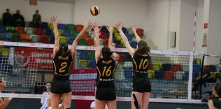 VakıfBank 5’te 5 yaptı