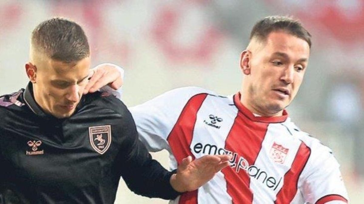 Transferde Rey Manaj takibi