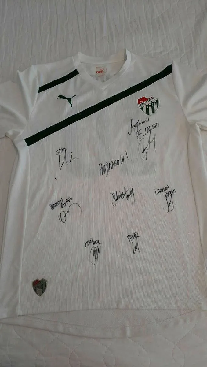 Bursaspor taraftarından depremzedelere destek! - 1