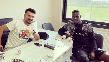 SPOR HABERİ - Adana Demirspor'un yıldız oyuncusu Mario Balotelli'den Menemenspor'a ziyaret!