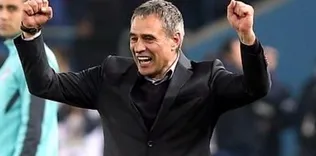 Ersun Yanal Bodrum’da nişanlandı