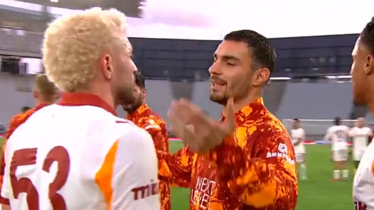 Galatasaray’da maç sonu dikkat çeken diyalog! Kaan Ayhan ile Barış Alper Yılmaz...