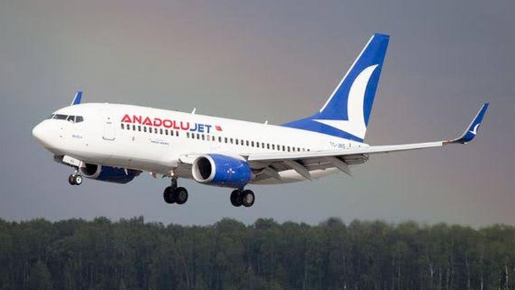 anadolu-jet-personel-alimi-ajet-pilot-ve-kabin-memuru-ariyor-iste-sartlar-1695288514357.jpeg