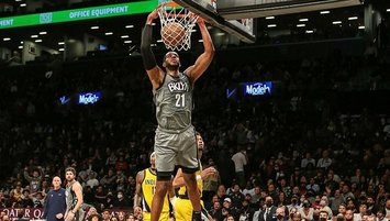 Emekli olmuştu parkeye dönüp tarihe geçti