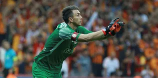 Muslera’ya Caner’le aynı ceza verilsin