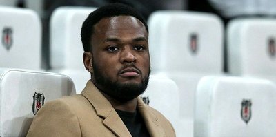 Cyle Larin tribünde