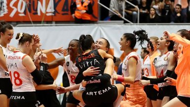 VOLEYBOL HABERLERİ | PTT'nin konuğu Eczacıbaşı Dynavit