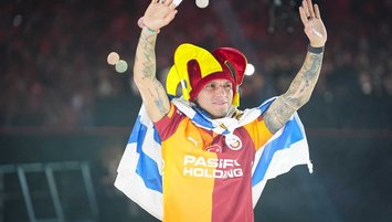 Torreira kalıyor