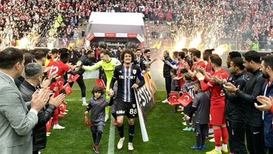 Keçiörengücü futbolcuları Süper Lig'e çıkan Samsunspor'u alkışladı