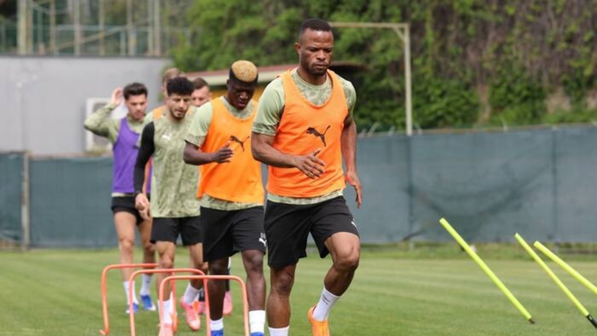 Corendon Alanyaspor, Hesap.com Antalyaspor maçının hazırlıklarına başladı!