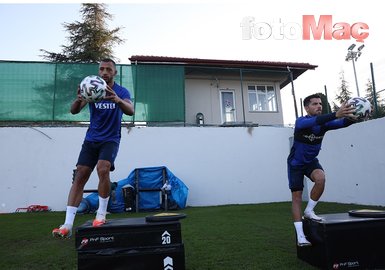 Trabzonspor’un yeni yıldızları ilk antrenmanına çıktı