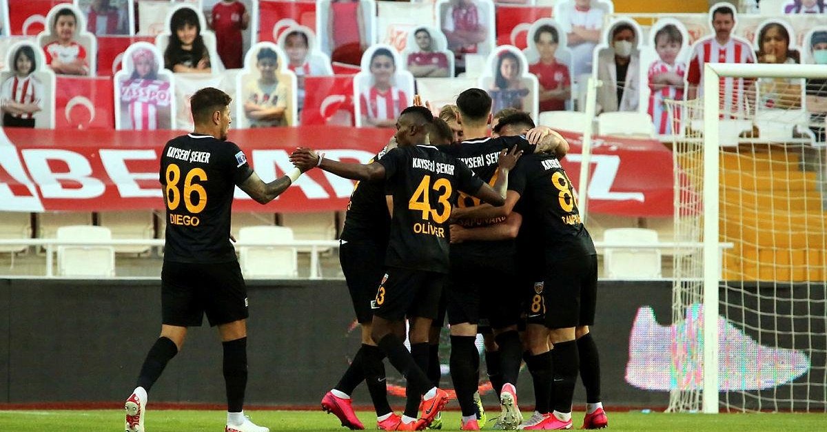 Sivasspor 0 2 Kayserispor Mac Sonucu Son Dakika Super Lig Haberleri Fotomac