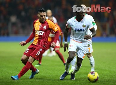 Beşiktaş’tan iki transfer bombası! Galatasaray...