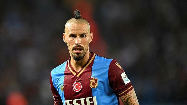 Hamsik ile 1 yıl daha