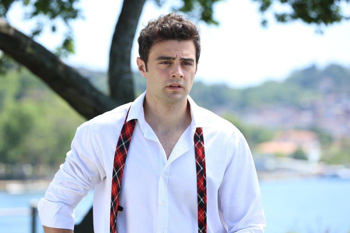 kardeslerim-130-bolum-full-izle-kardeslerim-atv-son-bolum-1716627386169.jpeg