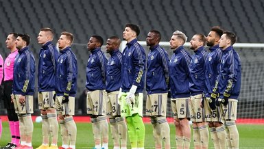 Dışarda başka evde başka!