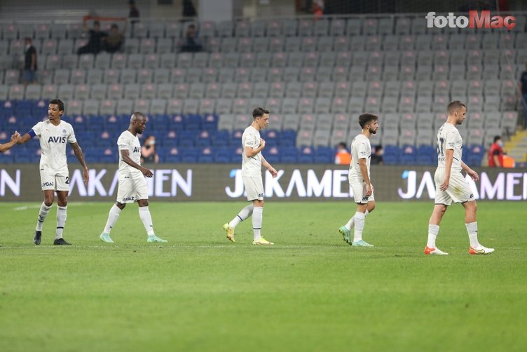 Ömer Üründül Başakşehir Fenerbahçe maçı ile ilgili flaş bir yazı kaleme aldı