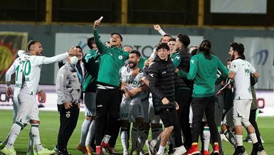 Yer yeşil gök beyaz