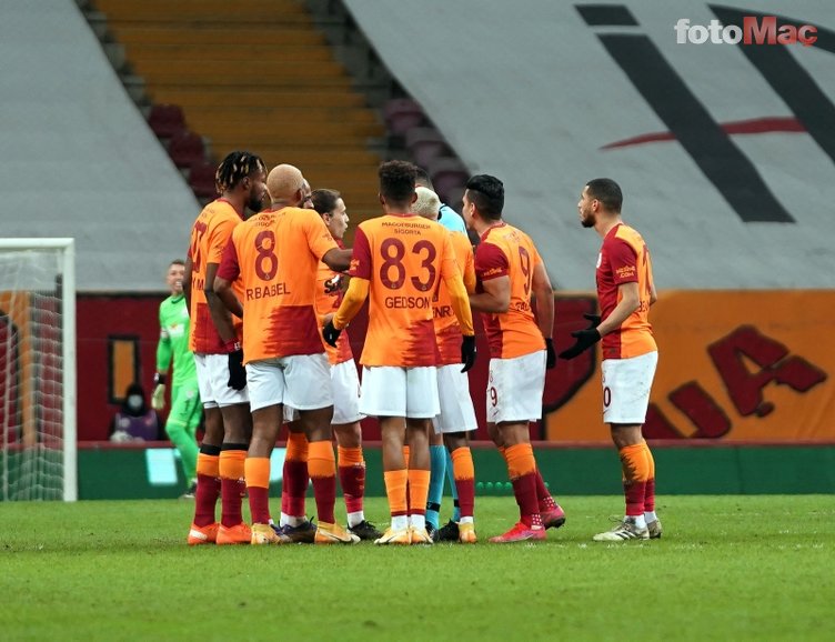 Son dakika spor haberi: Bülent Timurlenk'ten Galatasaray maçı sonrası olay yorum! "Yolcu olduğunu biliyor"