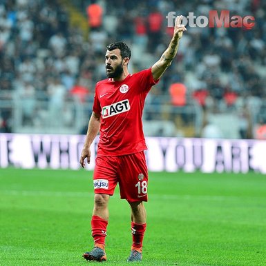 İşte bonservisi elinde olan yıldız futbolcular