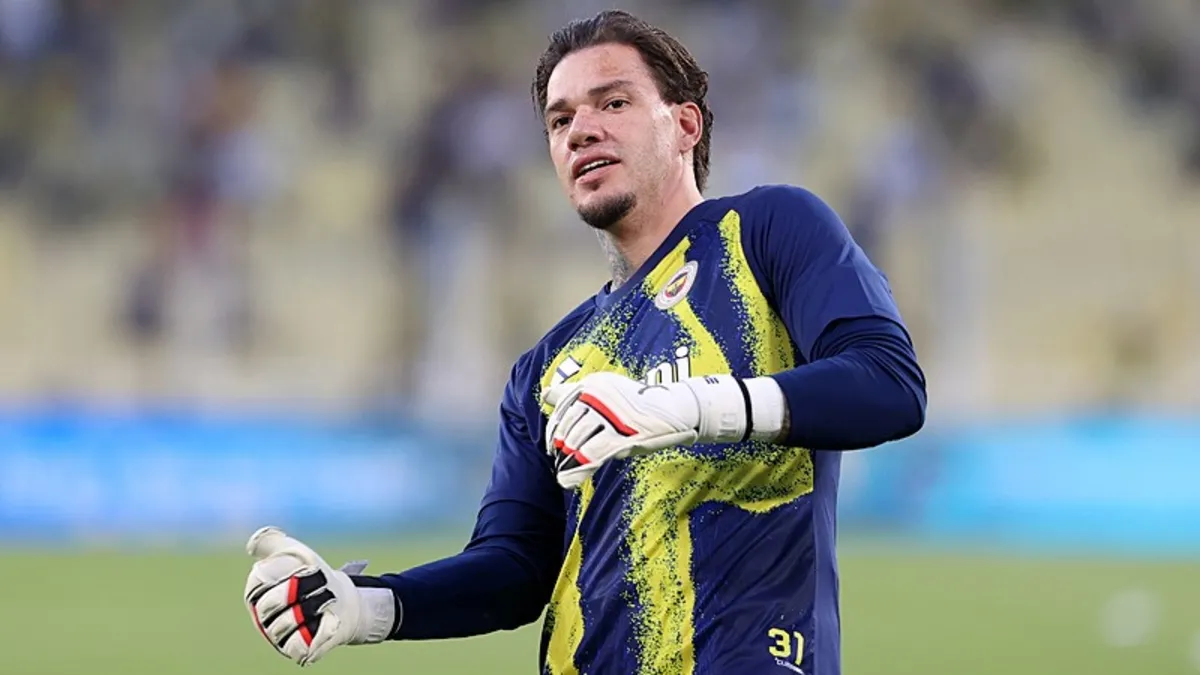 TRANSFER HABERİ: Fenerbahçe'den kaleci operasyonu! Ederson ayrılırsa o isim gelecek