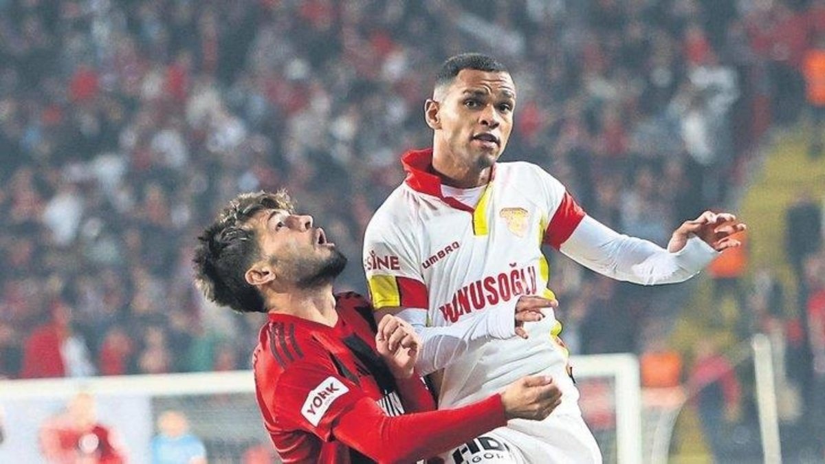 Göz-Göz dışarıda yok