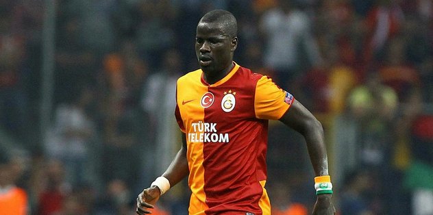 Emmanuel Eboue Galatasaray Gozlemcisi Oldu Son Dakika Galatasaray Haberleri Fotomac