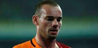 Wesley Sneijder cezalı