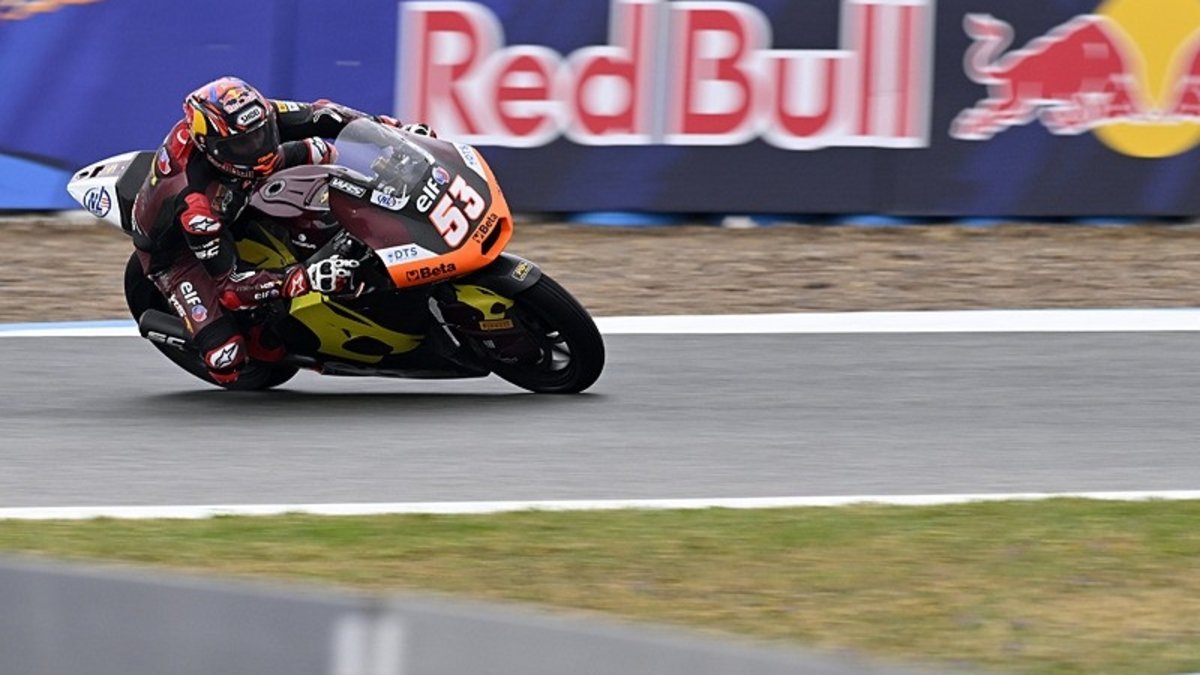 Deniz Öncü Moto2 Fransa yarışını 14. sırada tamamladı