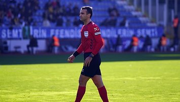 Milli maçta Türk hakemlere görev!