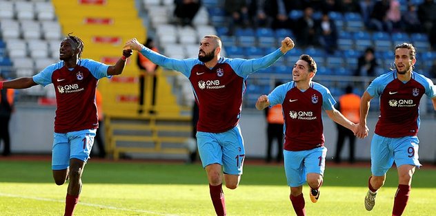 Trabzonspor sol gösterip sağ vurdu