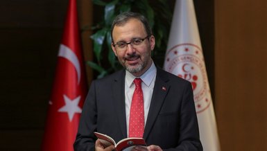 Gençlik ve Spor Bakanı Mehmet Muharrem Kasapoğlu'dan Hakan Çalhanoğlu’na tebrik!